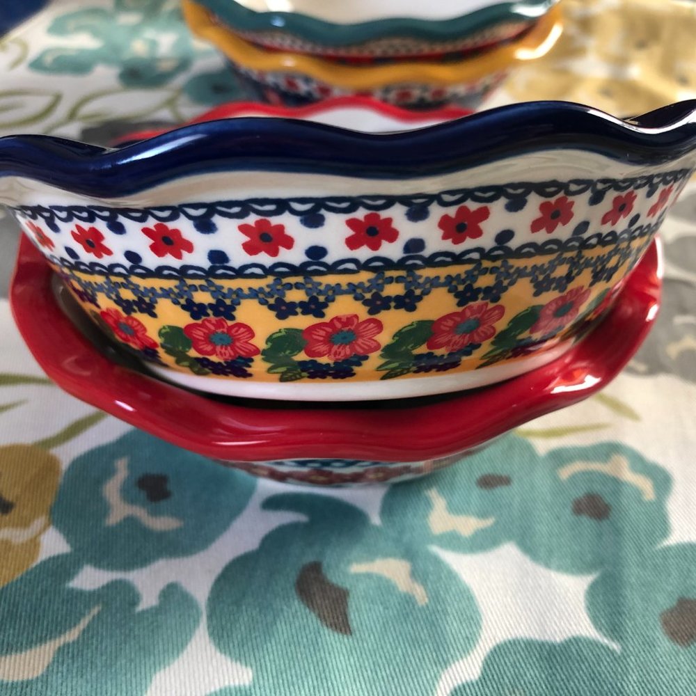 The Pioneer Woman Mini Pie Plate Set 4 Pc - Picture 5 of 7